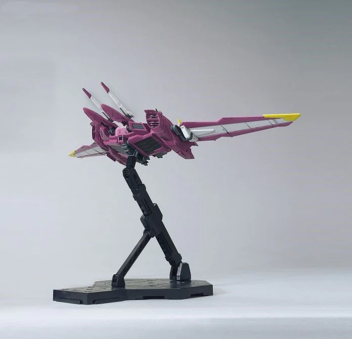 Gundam Seed - 1/100 MG Justice Gundam Model Kit - Image 4