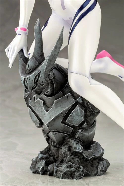 Evangelion 3.0 + 1.0 - 1/6 Mari Makinami Illustrious White Plugsuit Ver. PVC Figure - Image 3