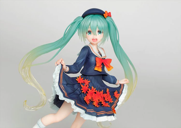 Vocaloid - Hatsune Miku 3rd Season Autumn Ver. Prize Figure - Image 2