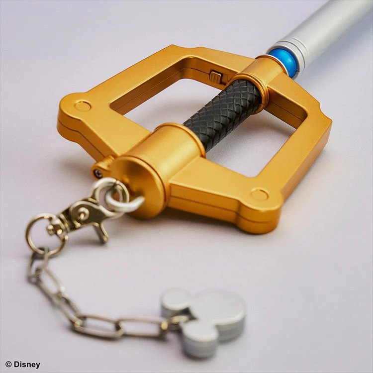 Kingdom Hearts -  Kingdom Key Light Up Keyblade - Image 2