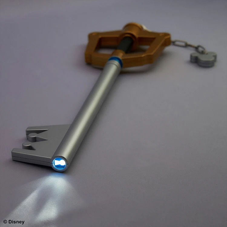 Kingdom Hearts -  Kingdom Key Light Up Keyblade - Image 5
